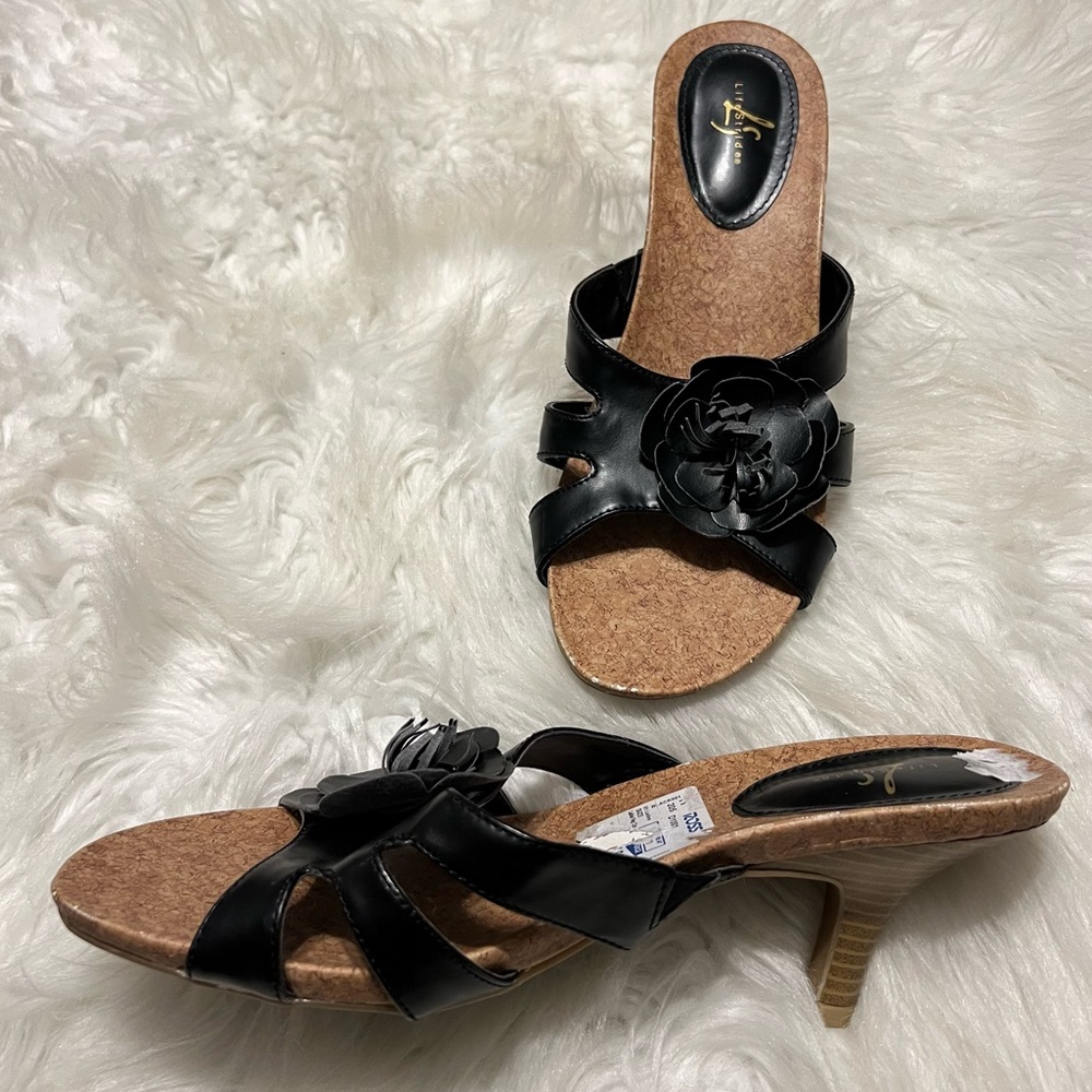Life Stride Kitten Heel Sandals Black Open Toe Size 10 Floral embellishments